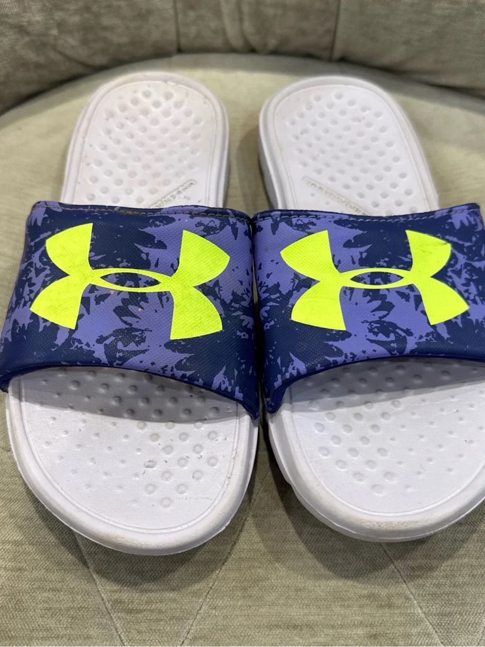 Under Armour Strike Floral Slip On Slide Sandals Purple/ Lil Girls Youth Size 4Y